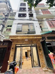 CHỈ 20M RA PHỐ – NHÀ ĐẸP 7 TẦNG THANG MÁY TẠI MẠC THÁI TỔ, SỐNG SANG GIỮ GIÁ TRỊ