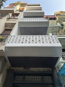 SIÊU HIẾM! 7 TẦNG THANG MÁY – Ô TÔ VÀO NHÀ – GIẢNG VÕ TRUNG TÂM ĐỐNG ĐA