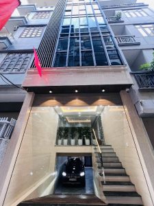 CHẠM NGAY “TỔ ẤM GIÀU GIÁ TRỊ” TẠI NGUYỄN KHANG – Ô TÔ TRÁNH – 72M² ĐẸP MÊ LY